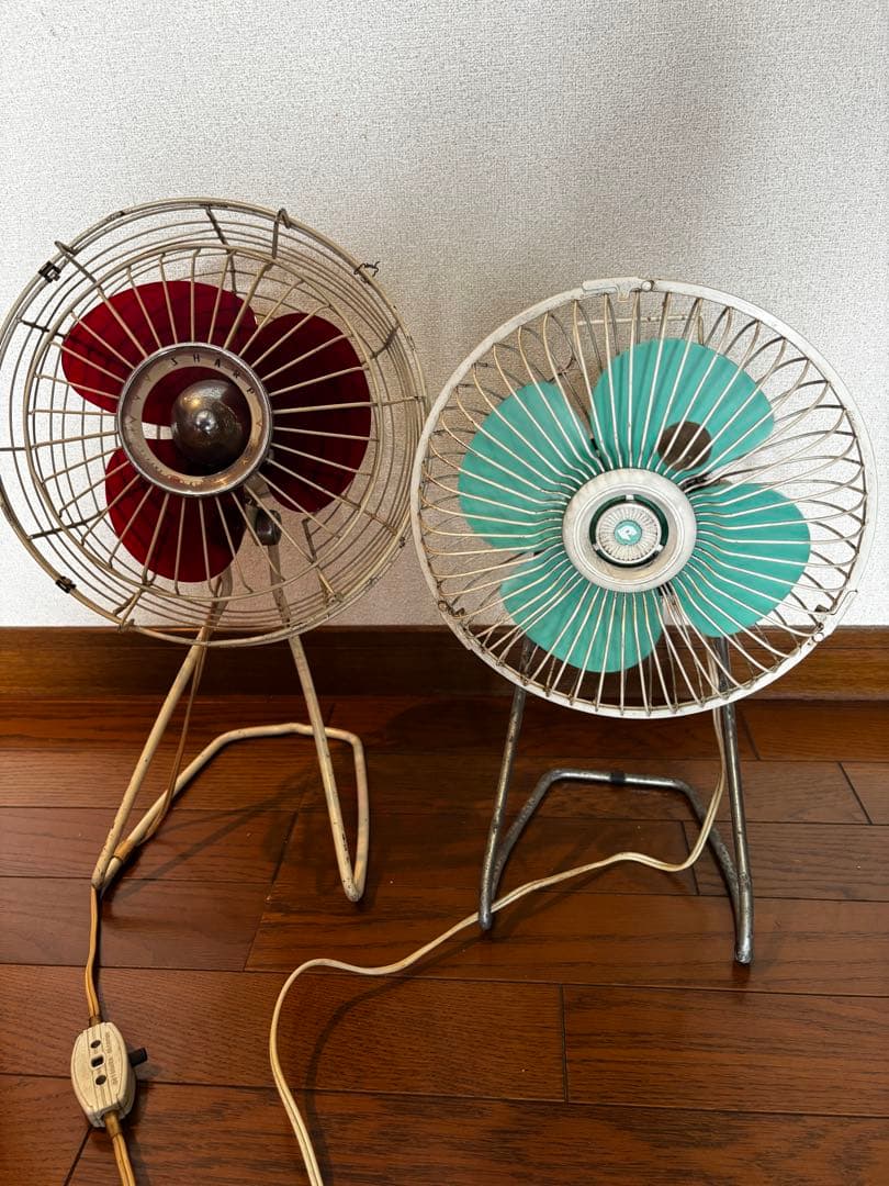 昭和レトロ sharp 卓上扇風機2台＋COPAL フリップ時計 3点セット