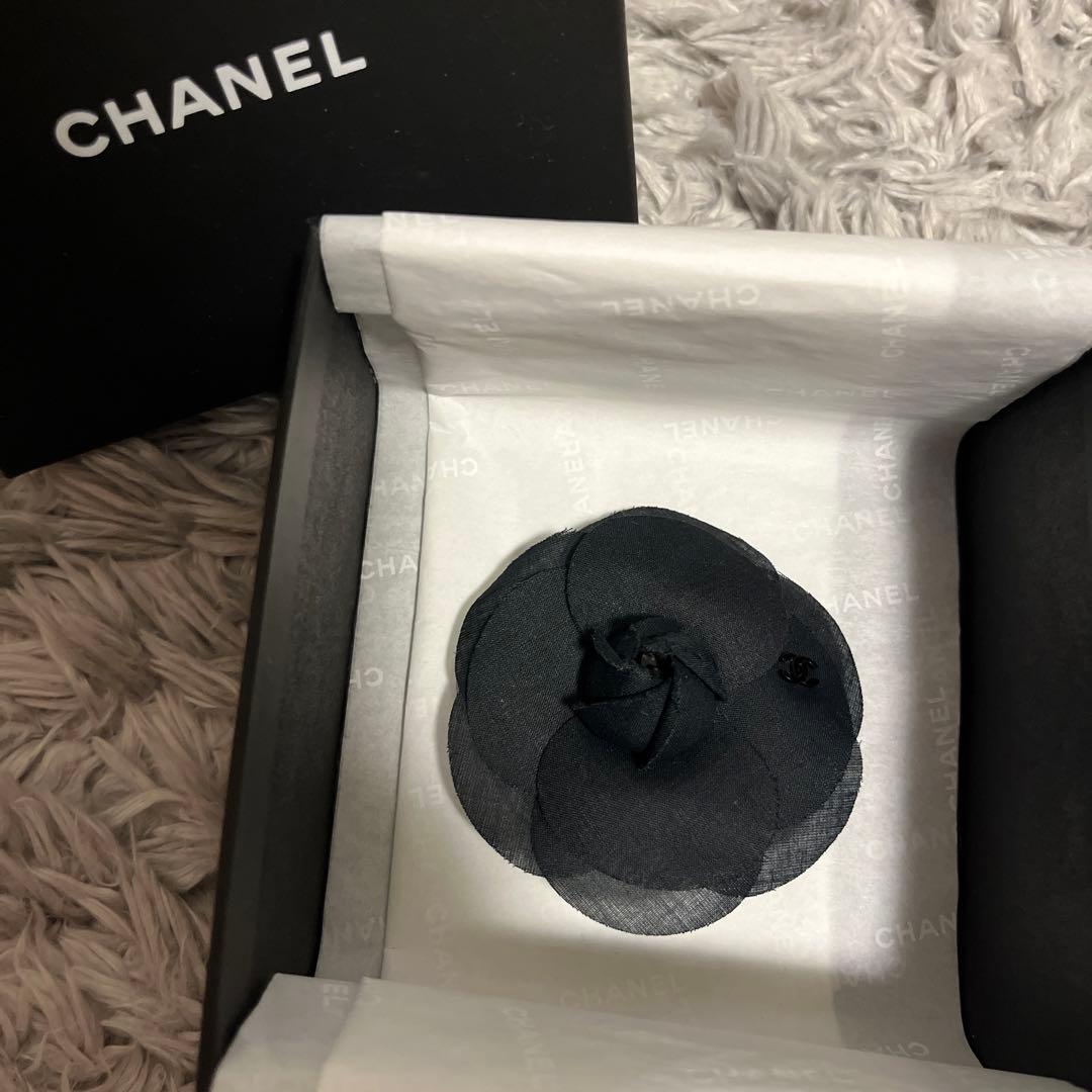 お値下げ❗️新品❗️CHANEL シャネル　ココマーク　カメリア　シフォン　ブローチ
