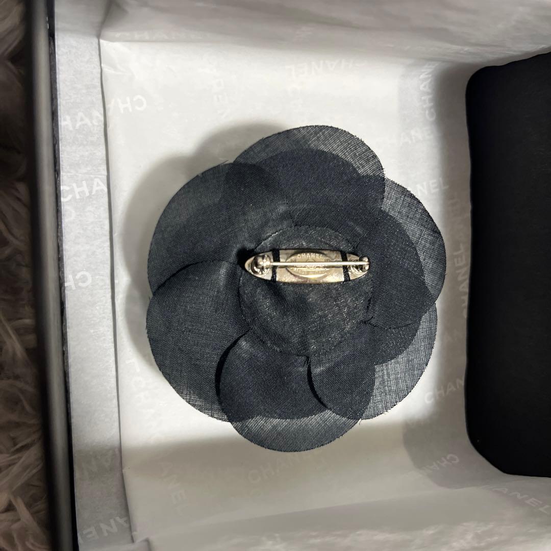 お値下げ❗️新品❗️CHANEL シャネル　ココマーク　カメリア　シフォン　ブローチ