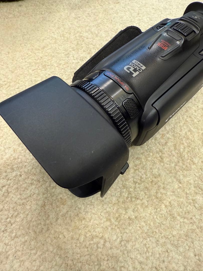 デジタルビデオカメラ　CANON iVIS HF G20＋付属品＋専用バッグ