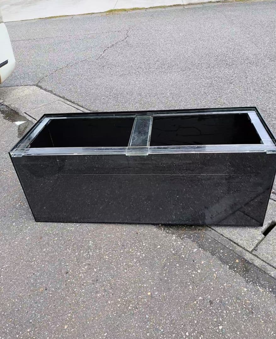 美品！！1200×450×4504面ブラックアクリル水槽　※送料込み！