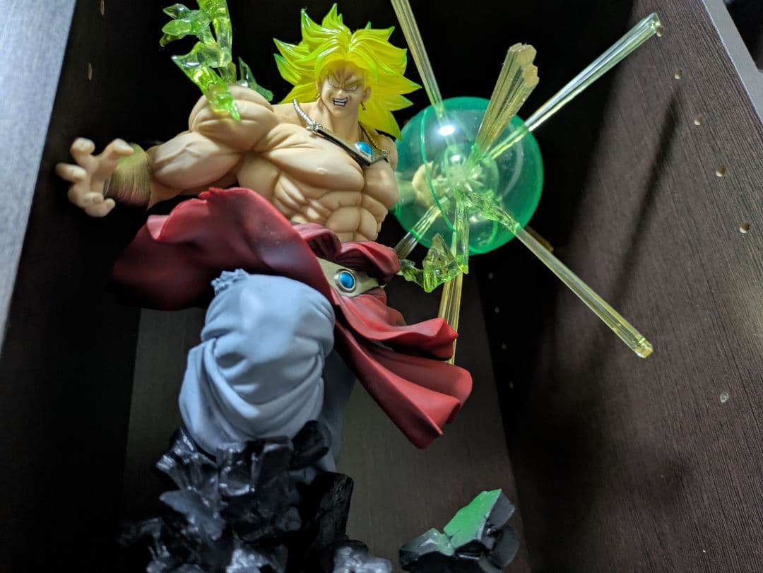 FiguartsZERO 超サイヤ人ブロリー(開封済)