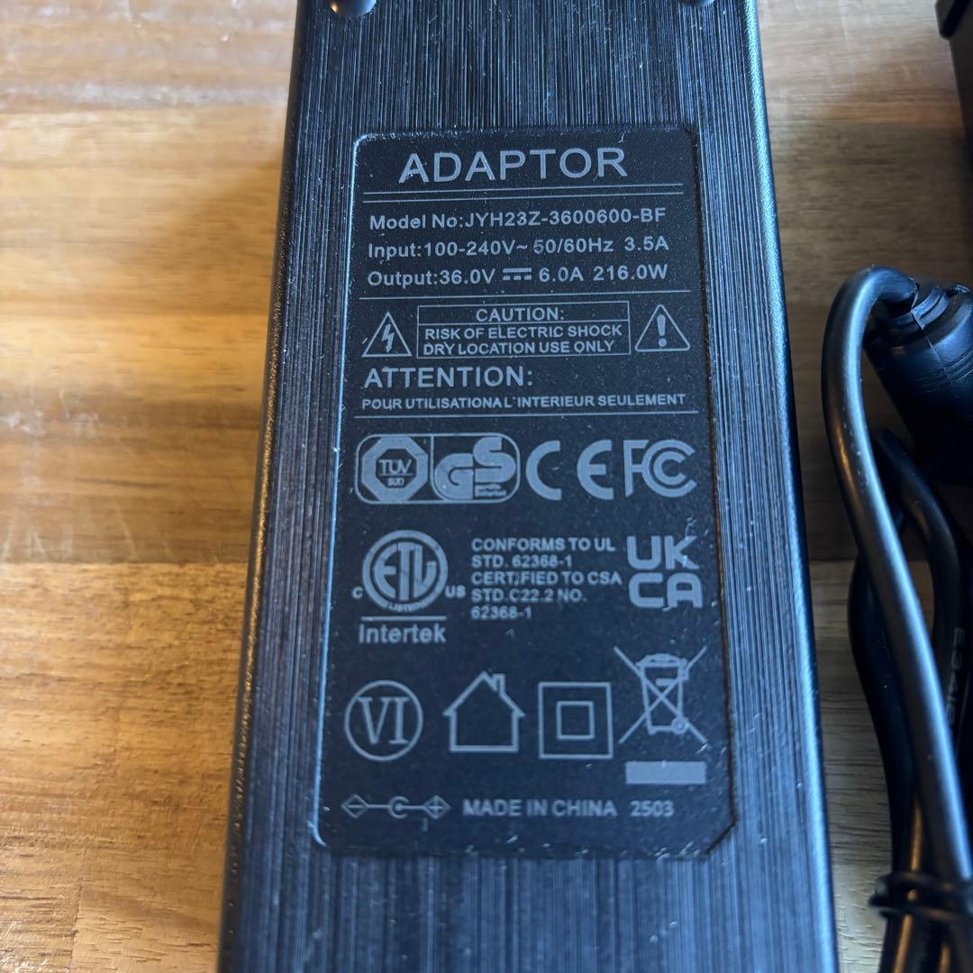 Aiyima A07 PRO パワーアンプ 2x300W デジタルアンプ