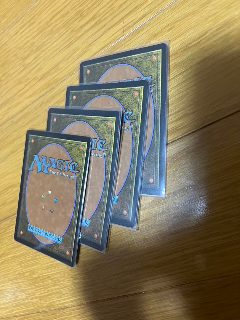 溢れかえる岸辺 4枚セット 日本語