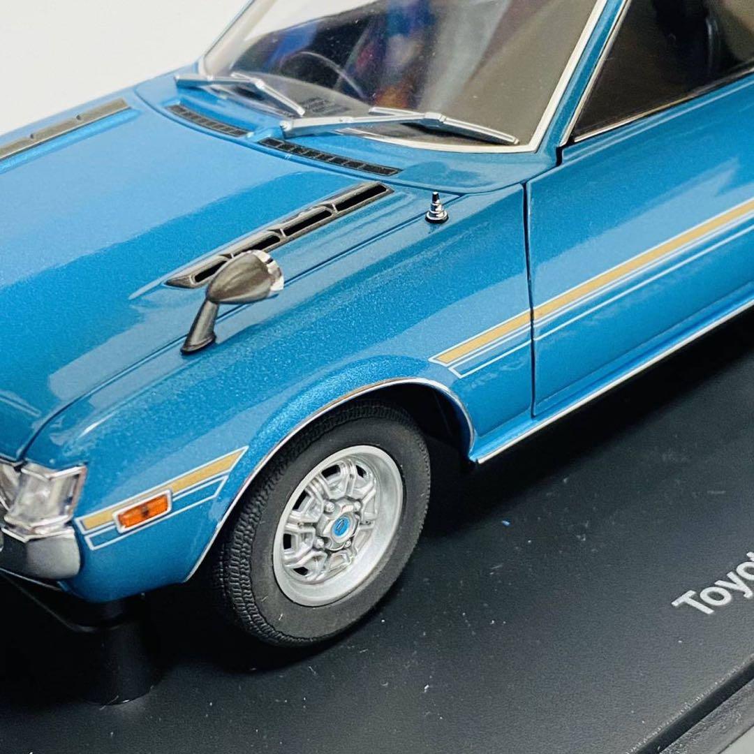 AUTOart Celica 1600GT ブルー　1/18