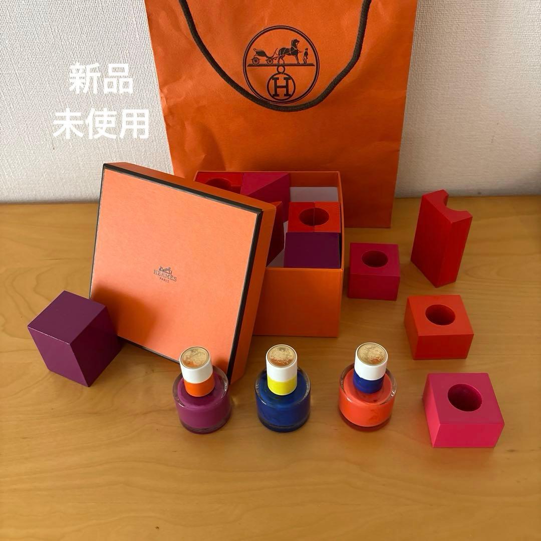 未使用✨新品✨HERMES ネイルカラー 3本セット