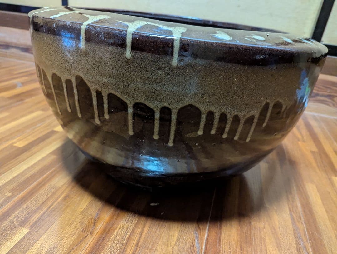 ブラウン火鉢 ドリッピング装飾