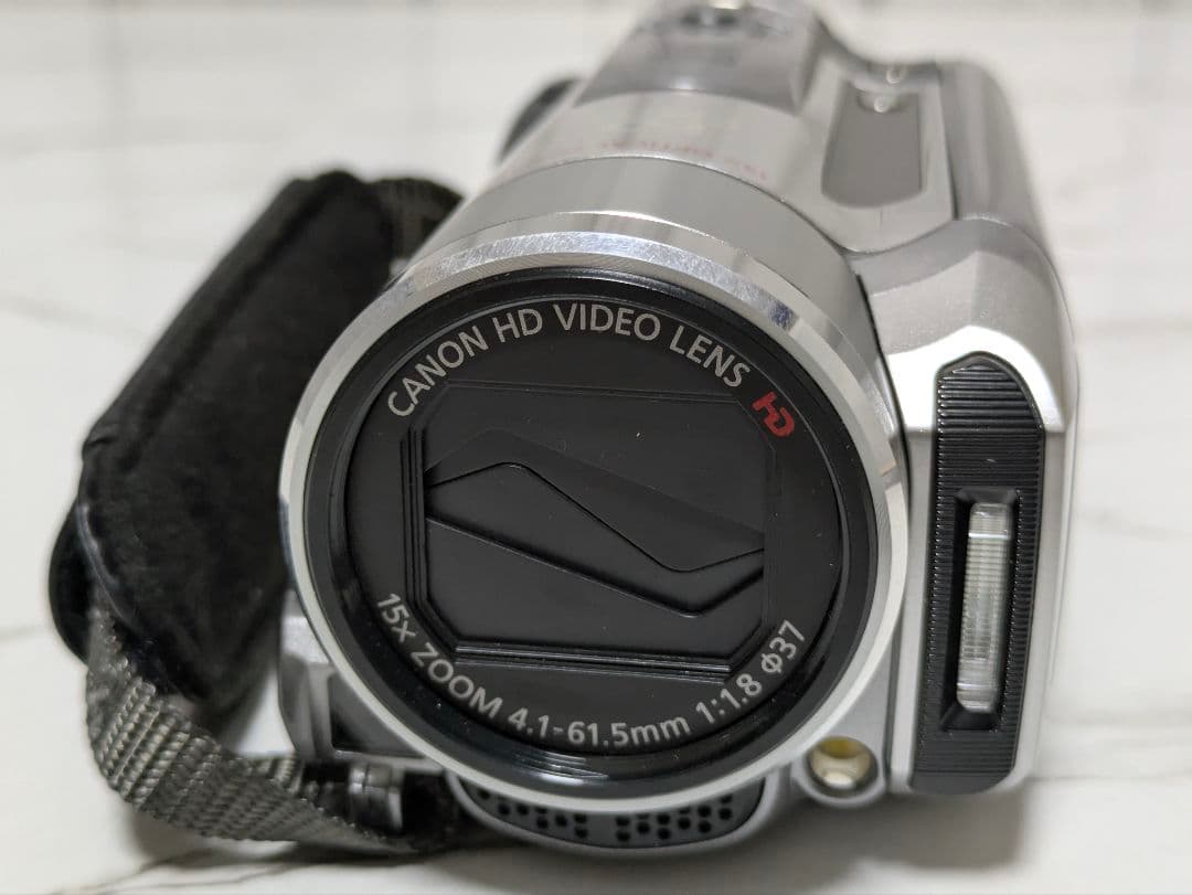 ② Canon　iVIS HF M31　豪華セット