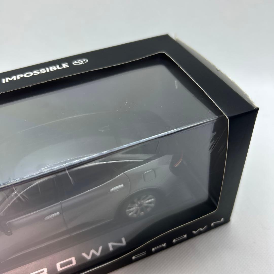 クラウンクロスオーバー ミニカー ブラック プレシャスメタル 1/30スケール