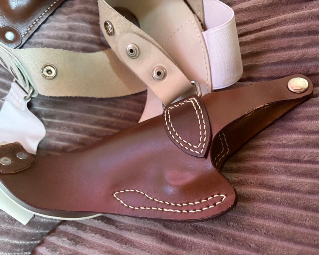 ベイシティ刑事　ホルスタ➖　\"MAGGYのドレス\" 星野ショルダーホルスター