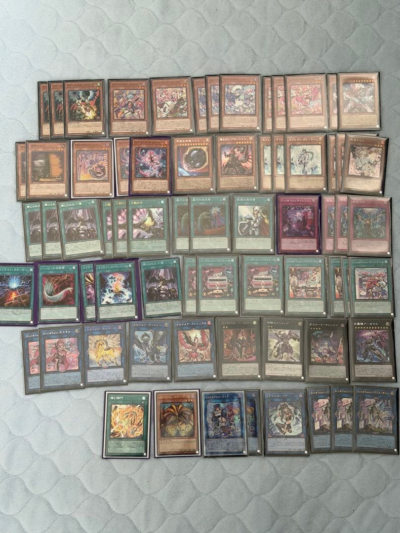 超お得！高レアリティ！遊戯王　引退デッキ・カード・スリーブセット！