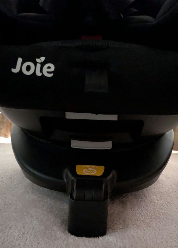 ★本日限定値下げ　KATOJIジョイー アーク360 チャイルドシート
