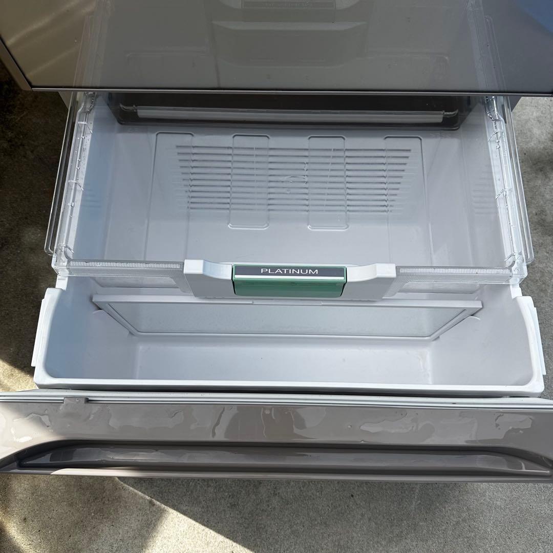 日立 冷蔵庫 R-S4200F(XN) 401L 真空チルド2016年製