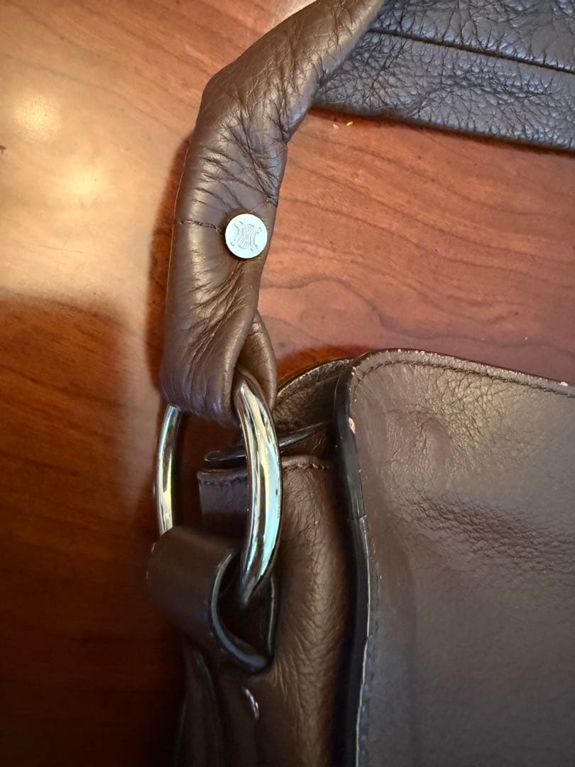 セリーヌ ブラウンレザーショルダーバッグ