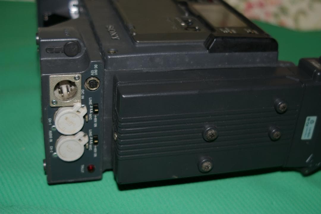 ソニーDVCAM　DSR-1とサンドレックVA-10ポータブル化ジャンク品
