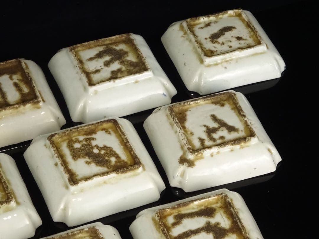 唐物　明時代　末期　南京染付　八卦　太極文　皿　箱付　角皿　古染付　呉須　中国