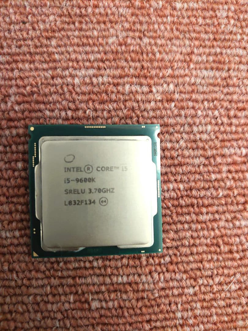 CPU Intel Core i5-9600K CPU Z390 GAMING PLUS