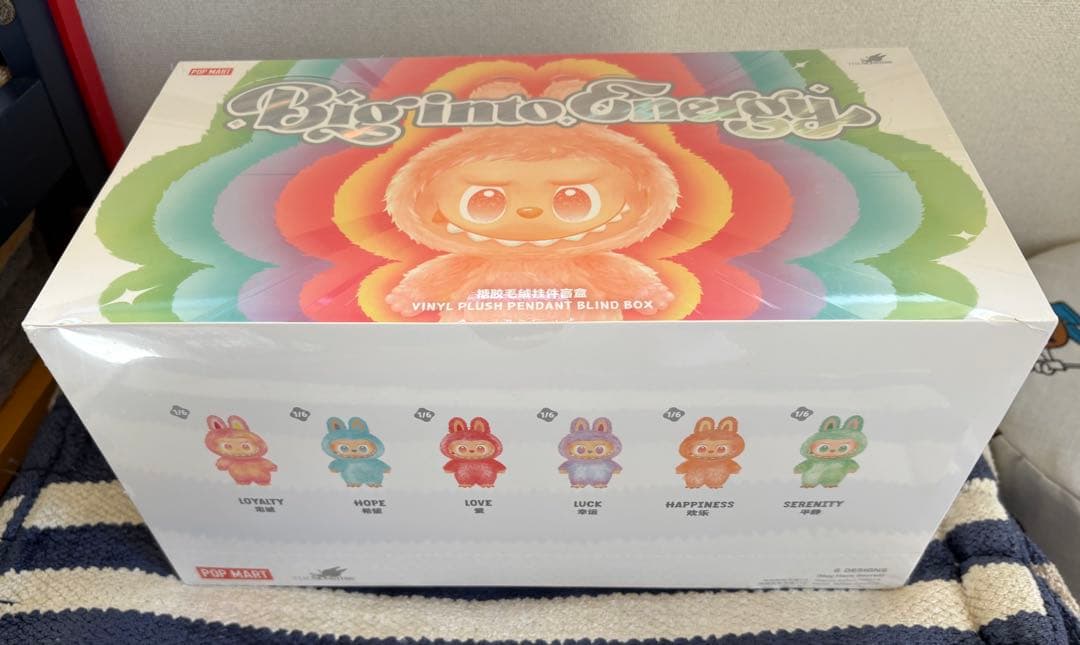 未開封　labubu big into energy　ラブブ　アソートボックス