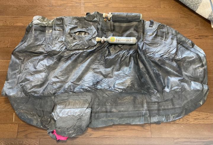 US ARMY LIFERAFT(緊急救命ラバーボート 一人乗用/ 実物・未使用