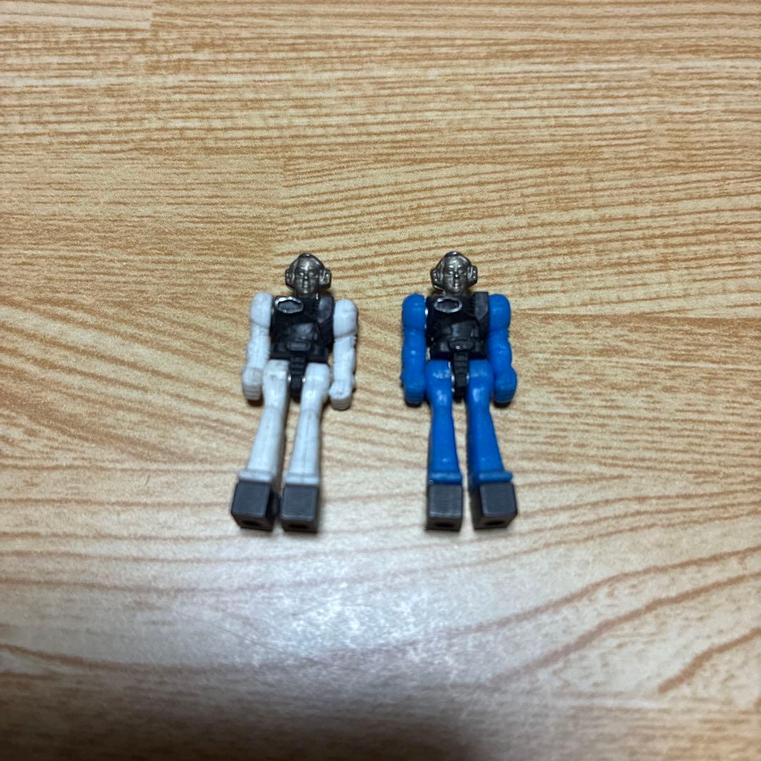 ダイアクロン 隊員 人形 ホワイト/ブラック,ブルー/ブラック 2体セット