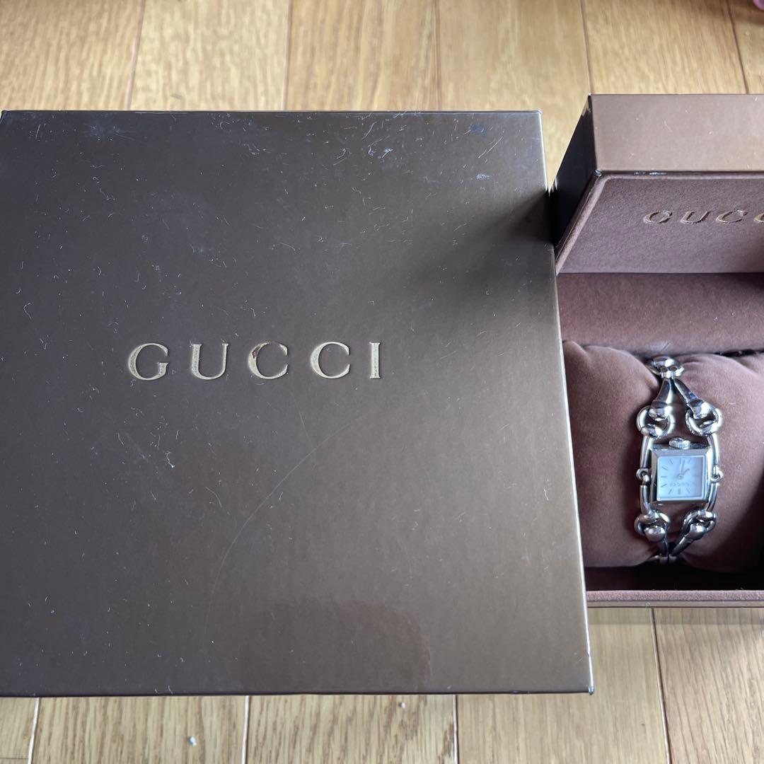 未使用 GUCCI シルバー 金属ベルト 時計