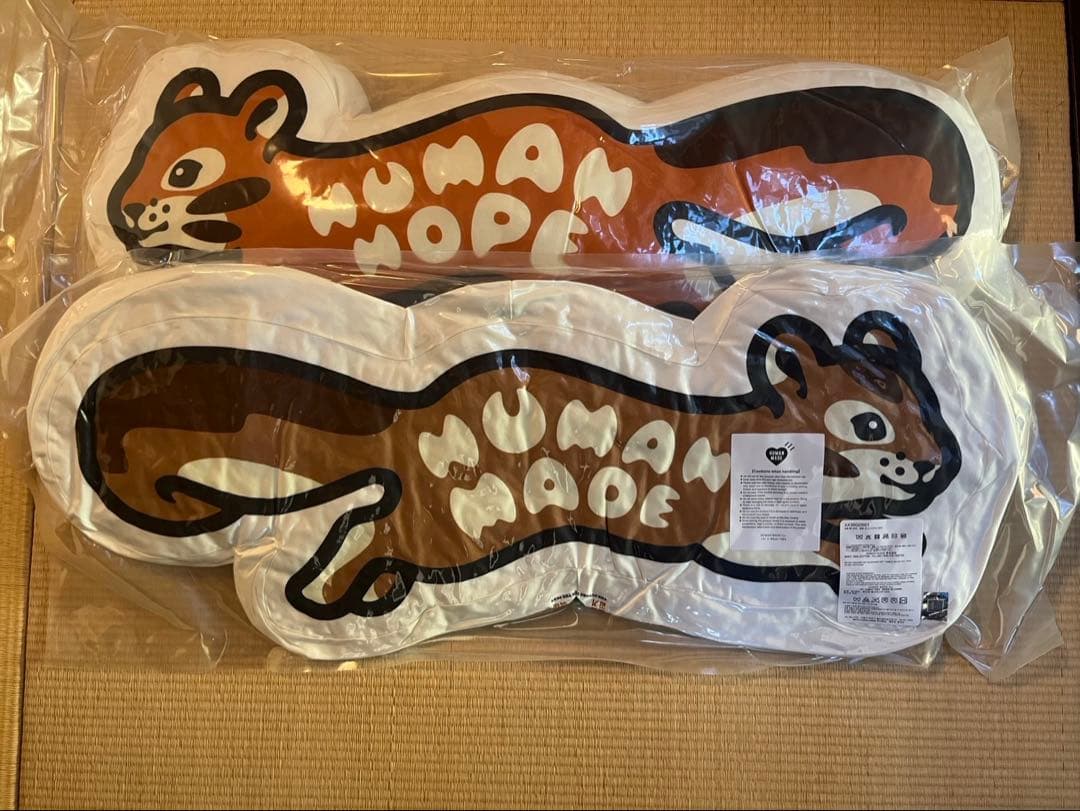 HUMAN HOPE CUSHION 即発送可　HUMAN MADE 一個