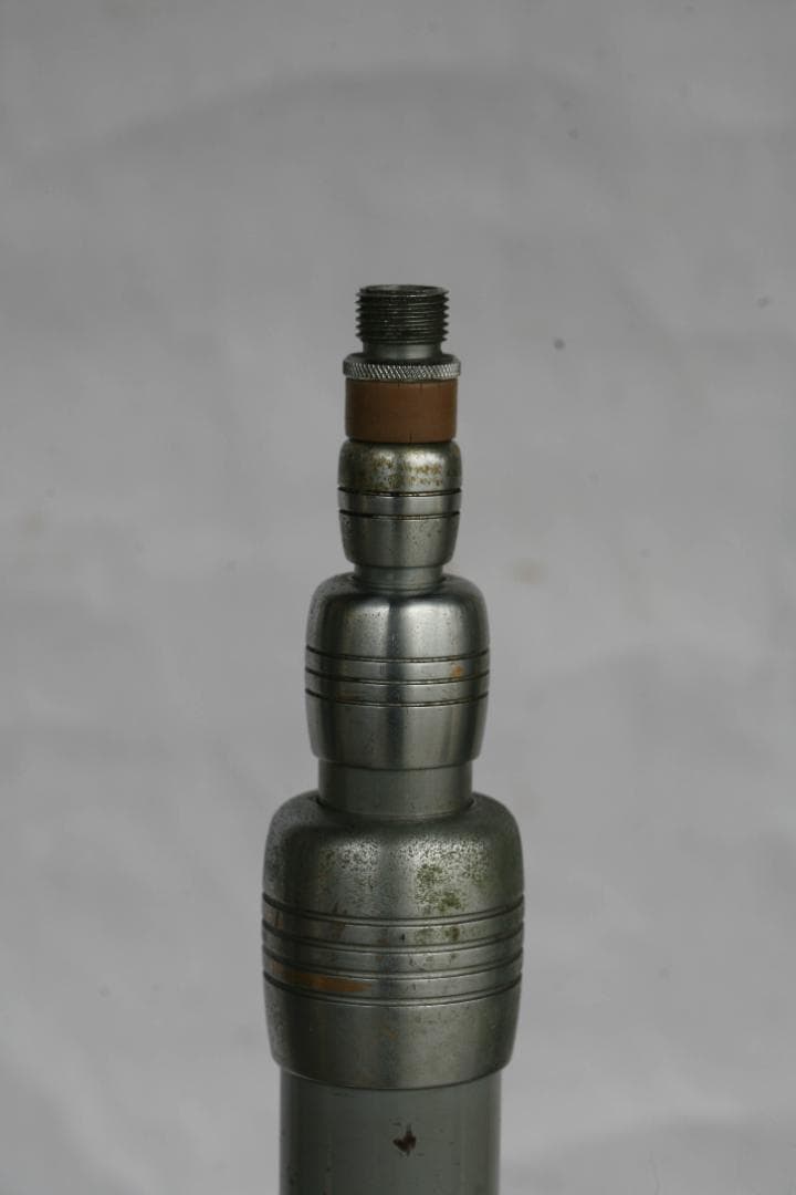 床置き型マイクスタンド