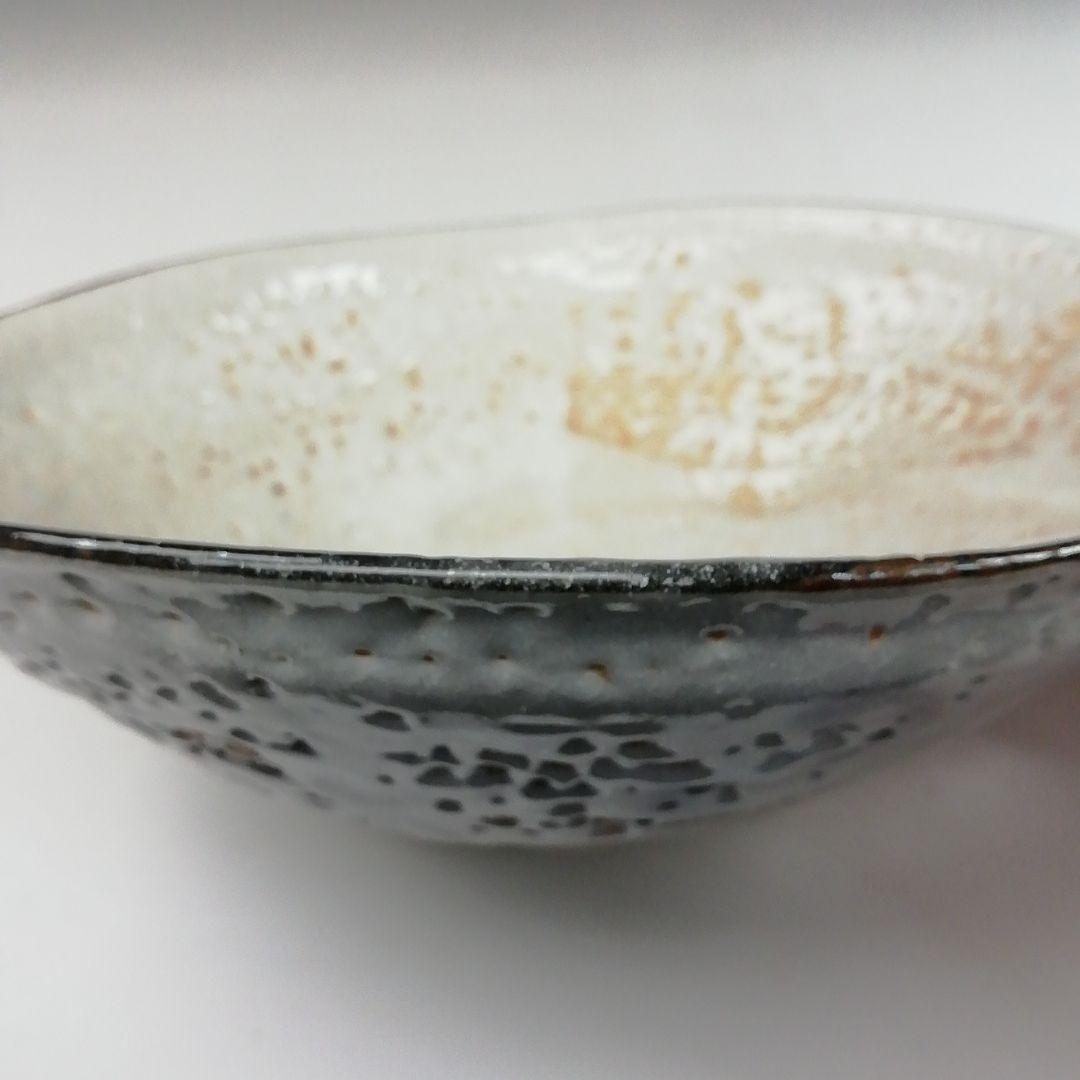 Ｔ９０　茶碗　『志野　平茶碗』『山口正悟』　共箱　抹茶碗　茶道具