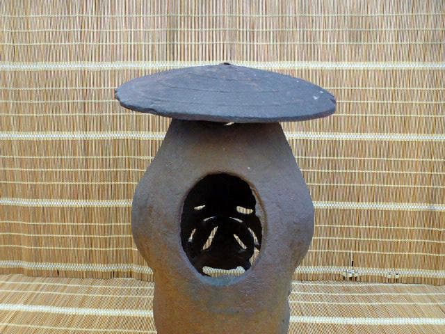 鋳鉄製 タヌキの置物 狸　縁起物　オブジェ　52ｃｍ