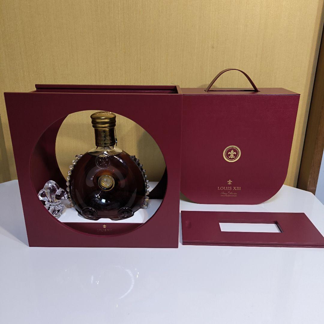 新型レミーマルタンの最高級品　ルイ１３世専用箱付きセット価格（シリアル番号一致）
