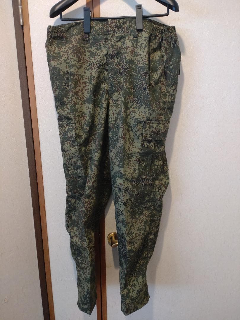 未使用　ロシア軍　北朝鮮軍　VKBO　EMR迷彩　迷彩服　サイズL　上下セット