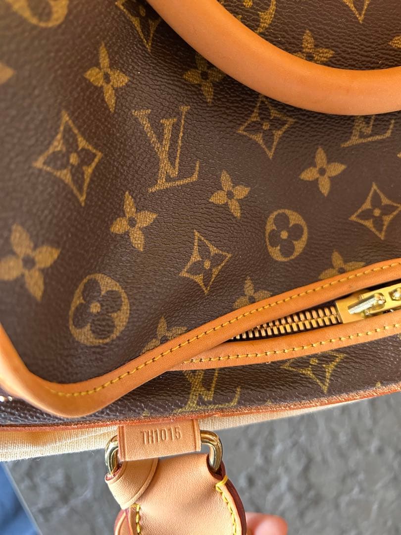 ルイヴィトン　小型犬　猫　キャリーバッグ