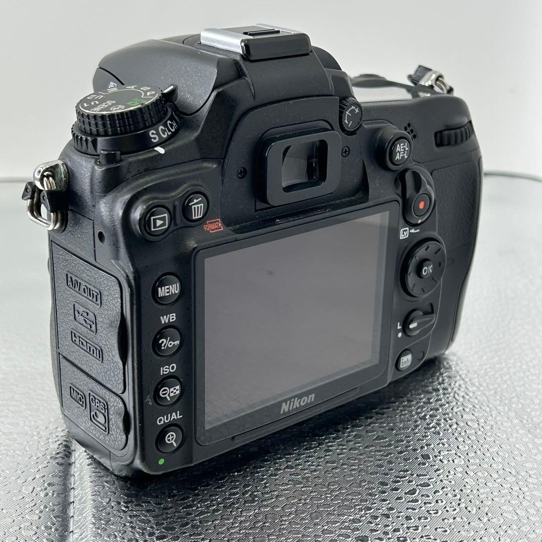 <<S数11337>> Nikon ニコン D7000 デジタル一眼レフカメラ