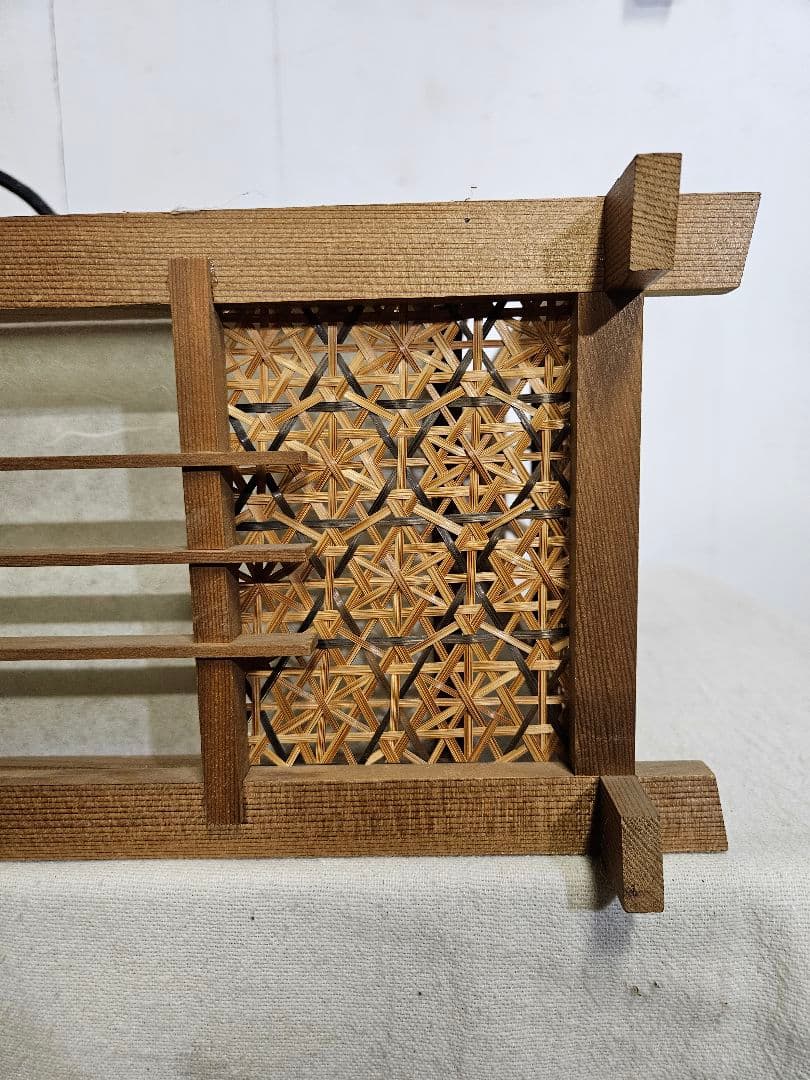 ジャパンヴィンテージ 木製と和紙のペンダントライト 蛍光灯 透かし 藤 吊り下げ