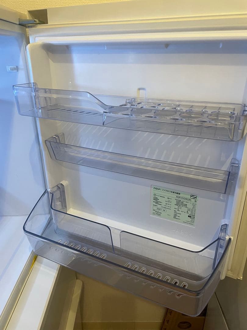 4/17まで‼️美品✨AQUA 冷蔵庫 238L AQR-SV24K 自動製氷 白
