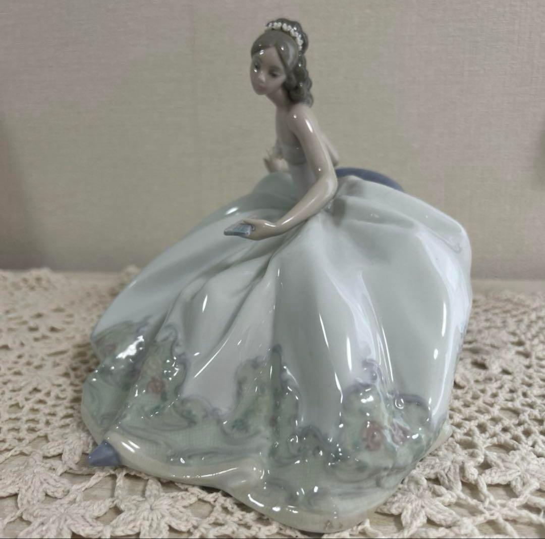 リヤドロ　お祭り　ひと休み　舞踏会