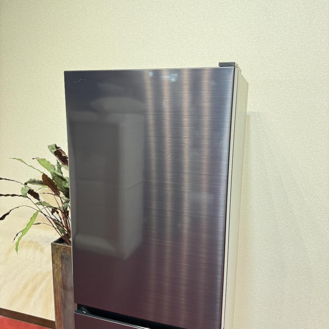 東京23区送料無料　超美品日立冷蔵庫　３ドア375L　製氷機有　R-V38NV