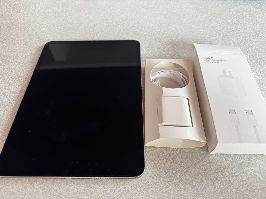 iPadPro11inch第四世代 128G USB-C充電器付き WIFI