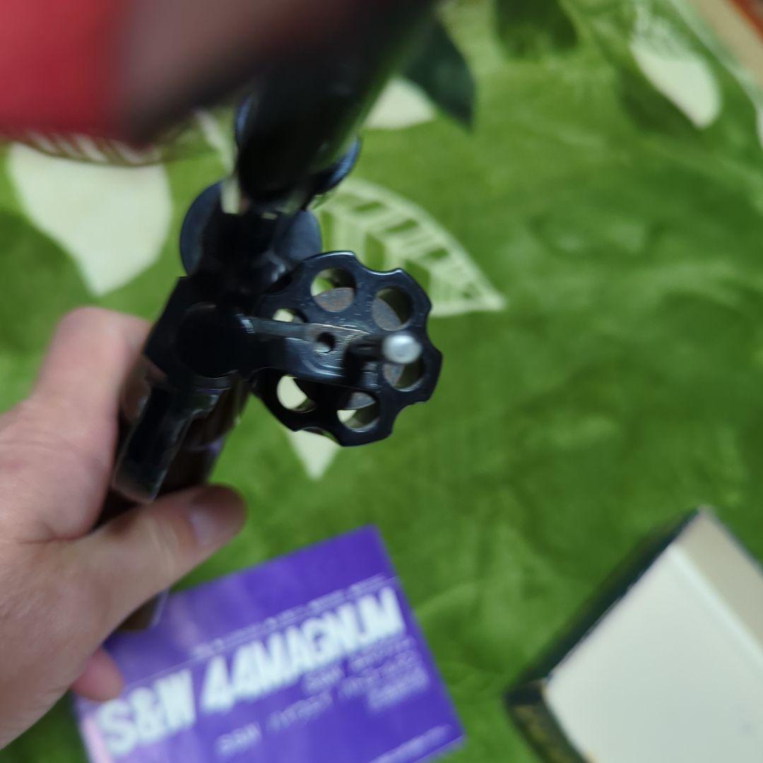 S&W 4MAGNUM リボルバー