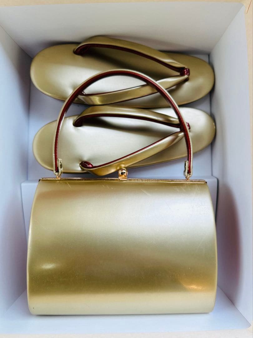 格安　安心の20点全て揃った ワンランク上の正絹振袖フルセット　金彩　刺繍