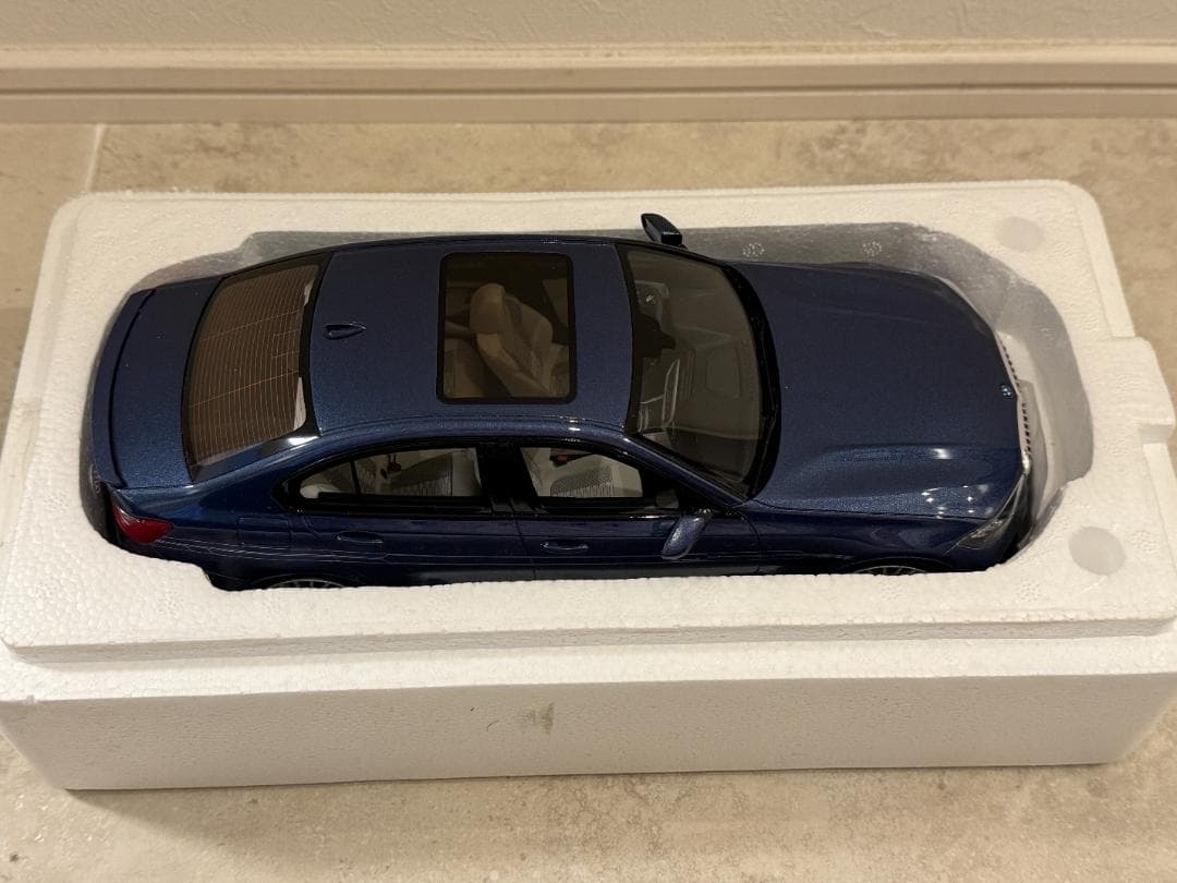 【激レア】BMW ALPINA B3 ミニカー 1/18 アルピナブルー