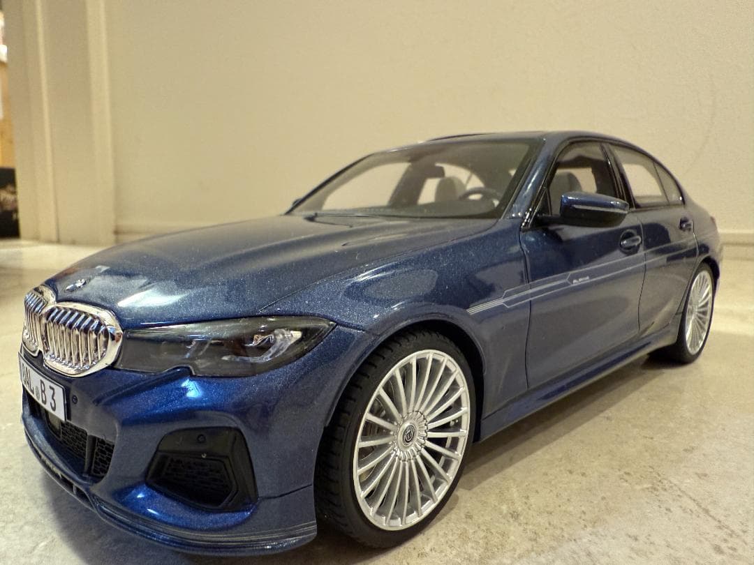【激レア】BMW ALPINA B3 ミニカー 1/18 アルピナブルー