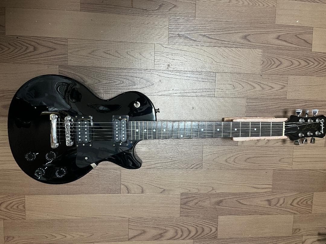 epiphone Les Paul Studio 黒 ケース付