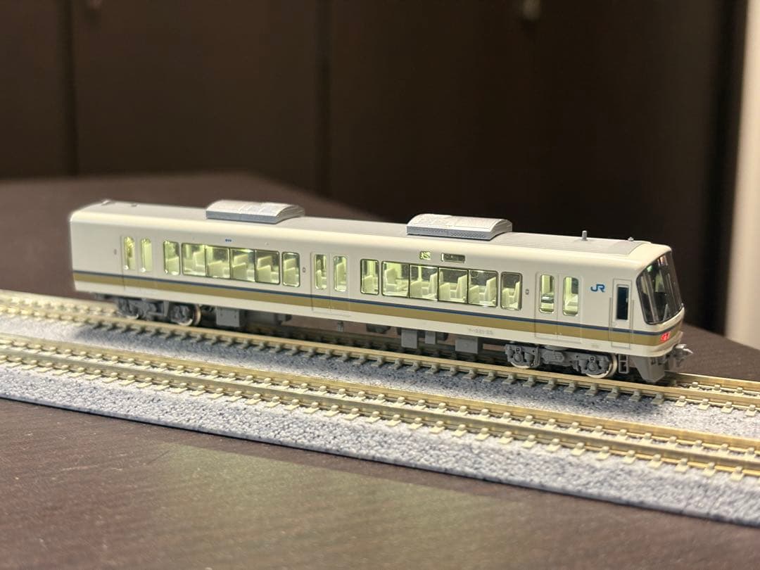 TOMIX 221系12両(4+8)セット(一部室内灯入り)