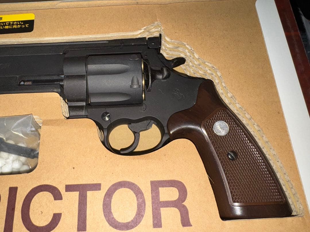 CONSTRICTOR MAXI ガス式リボルバー