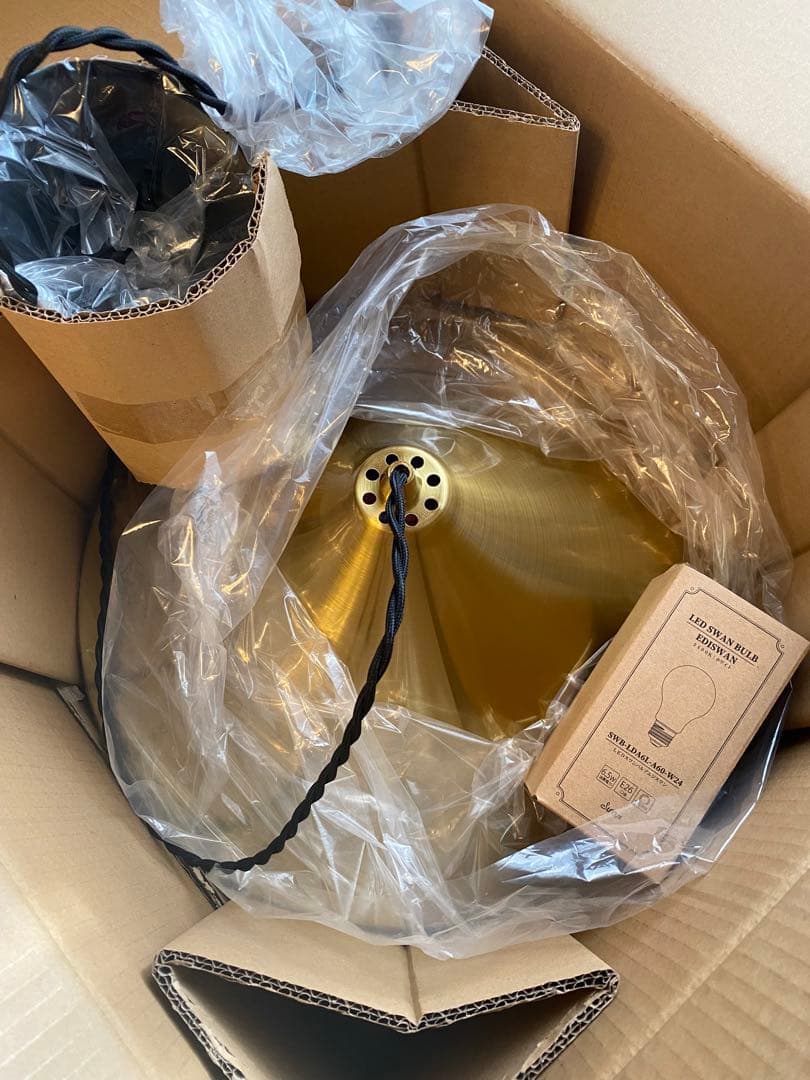 【新品未使用】　unico ANOD ペンダントライト ゴールド☆電球付☆