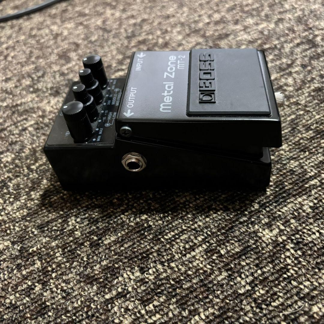BOSS/メタルゾーン l Zone MT-2 ギターエフェクター
