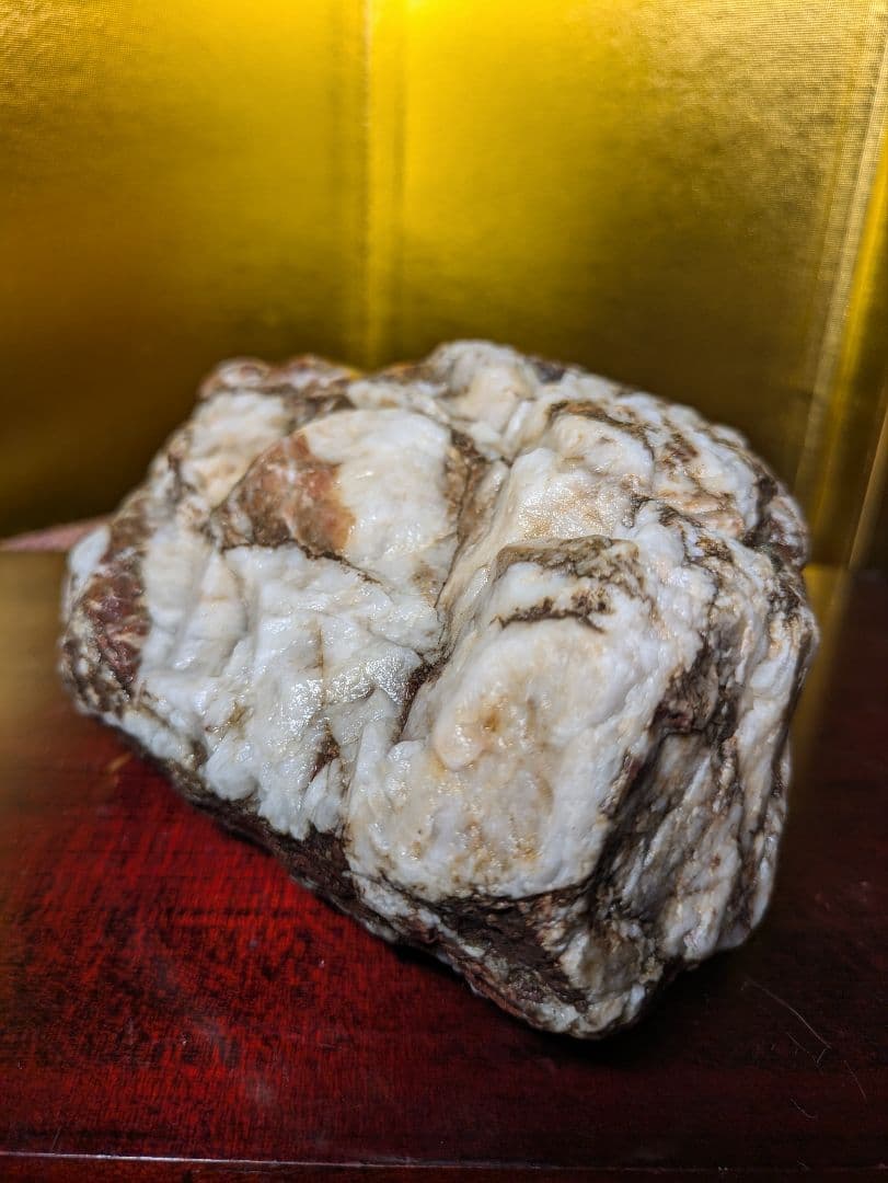 赤石 石英含有量多 1.36kg 原石 自立 未加工 鑑賞用 希少 レア品