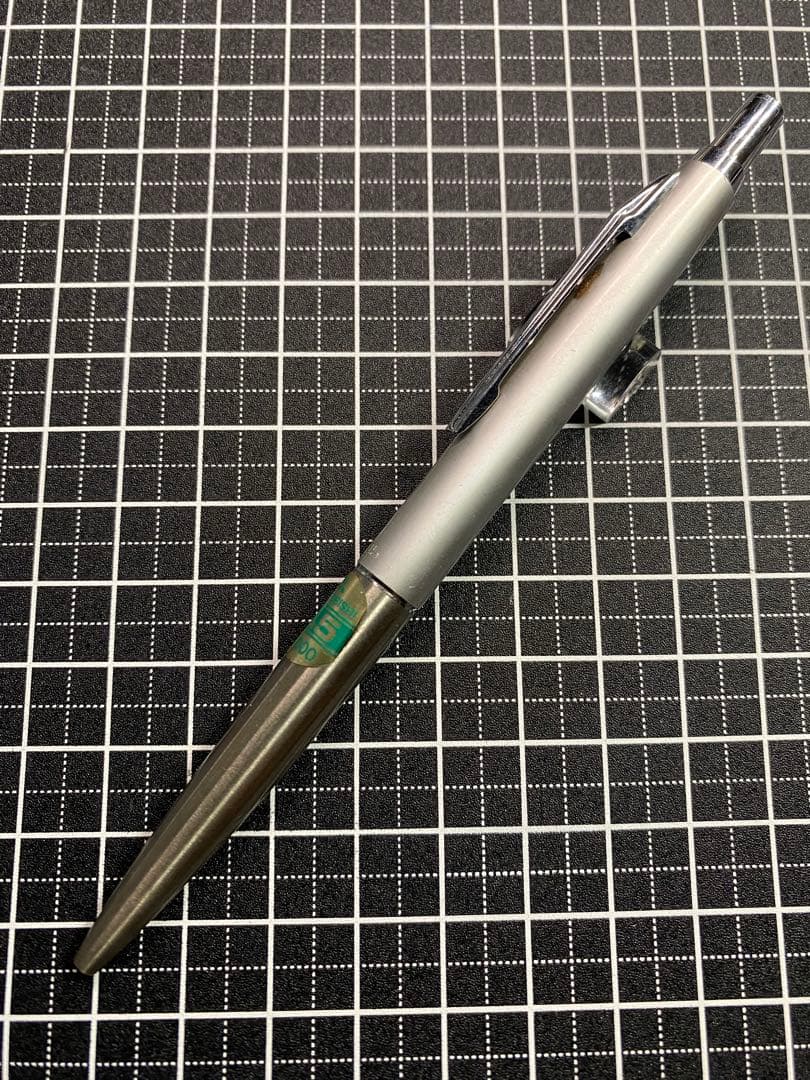 uni Double-Knock シャープペンシル　芯径0.5mm