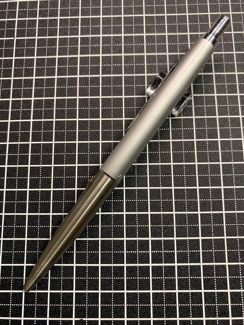 uni Double-Knock シャープペンシル　芯径0.5mm